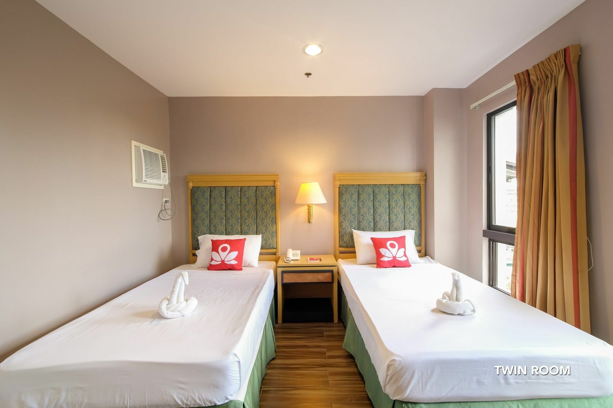 Zen Rooms Del Pilar Malate Manille Extérieur photo